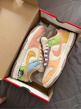 Nike Wmns Dunk Low SE 'Sun Club'